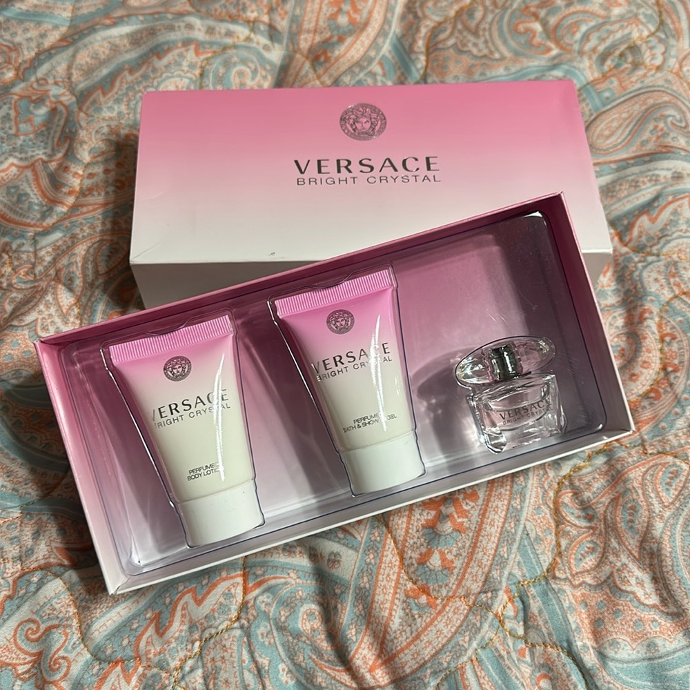Versace Bright Crystal gift set NEVER USED